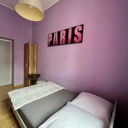 Auberge de jeunesse Cinema *